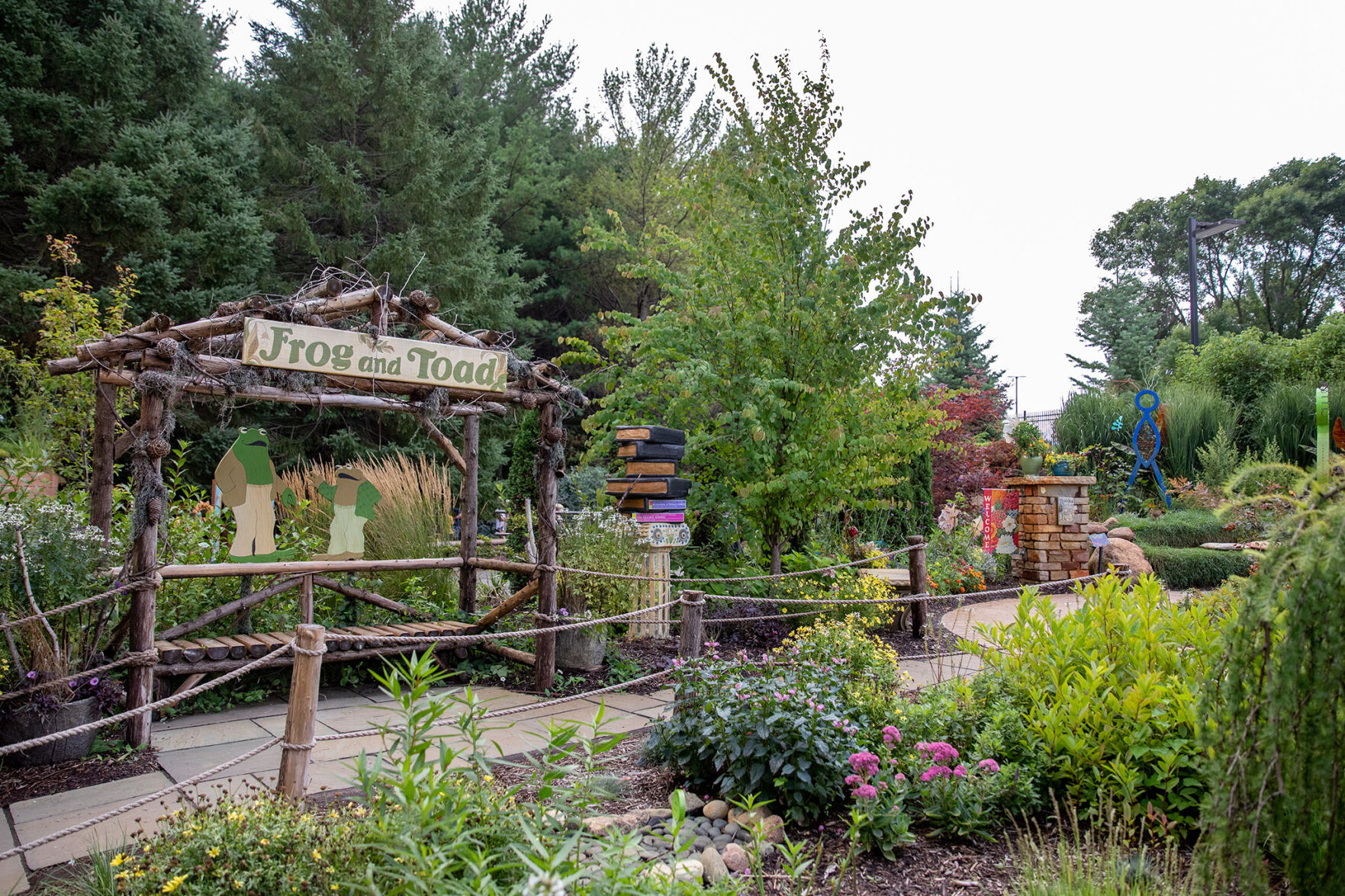 068 Frog and Toad Reading Area at Bookworm Gardens in Sheboygan.jpg
